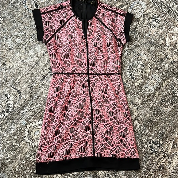 Elliatt Dress - Picture 1 of 3